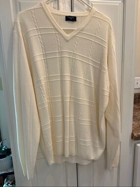Dockers Cream Cable-Accent V-Neck Sweater